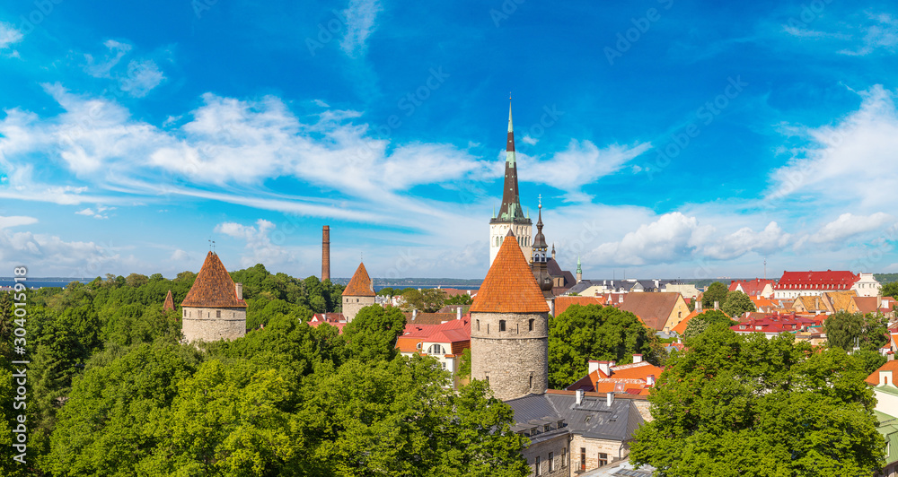 Fototapeta premium Aerial View of Tallinn