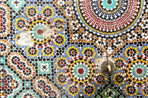 Beautiful mosaic wall with beautiful pattern © Tanouchka