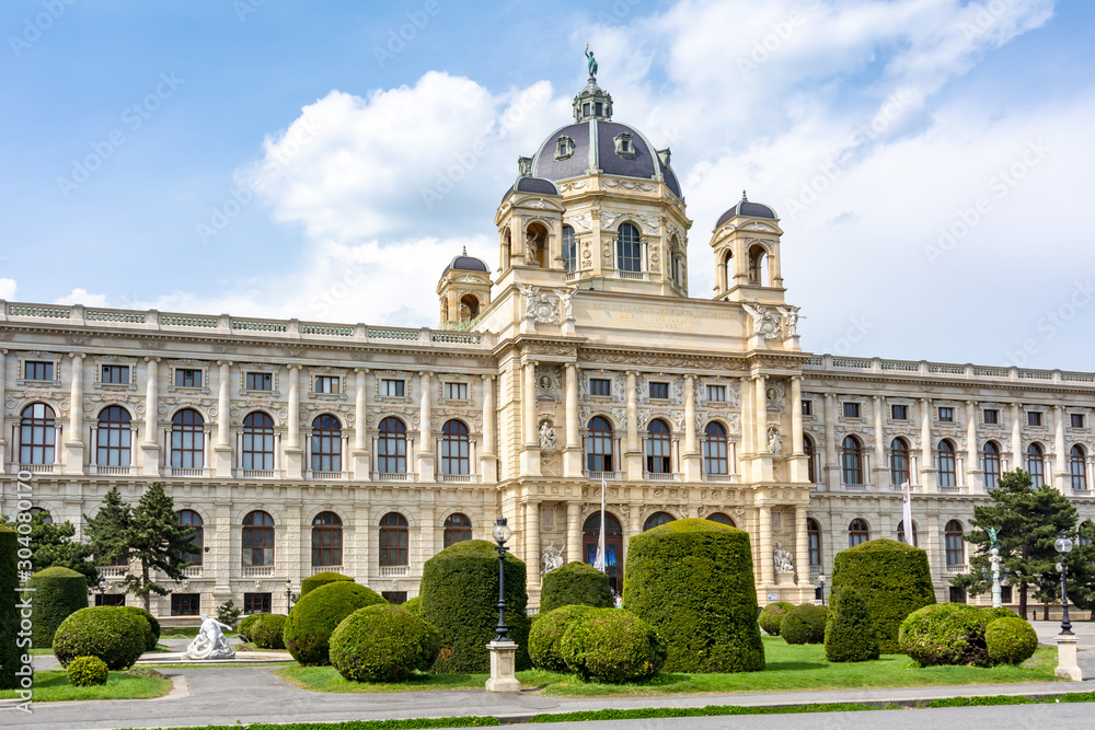 Museum of Art History (Kunsthistorisches museum) on Maria Theresa square (Maria-Theresien-Platz), Vienna, Austria