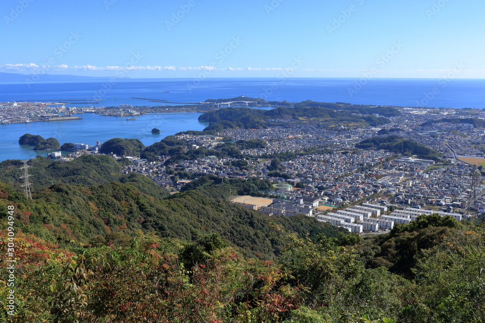鷲尾山山頂から市街地を眺める　秋（高知県高知市）