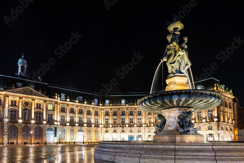 Photography Fountain of three graces on the place de la bourse in Bordeaux at night in Giron