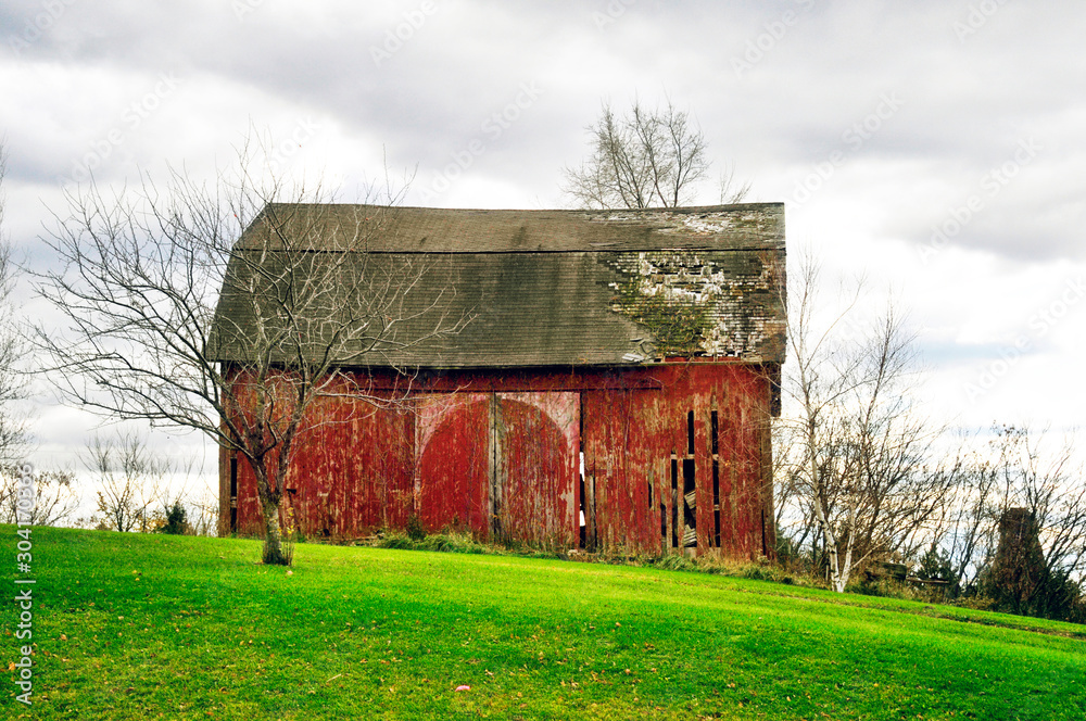 old red barn