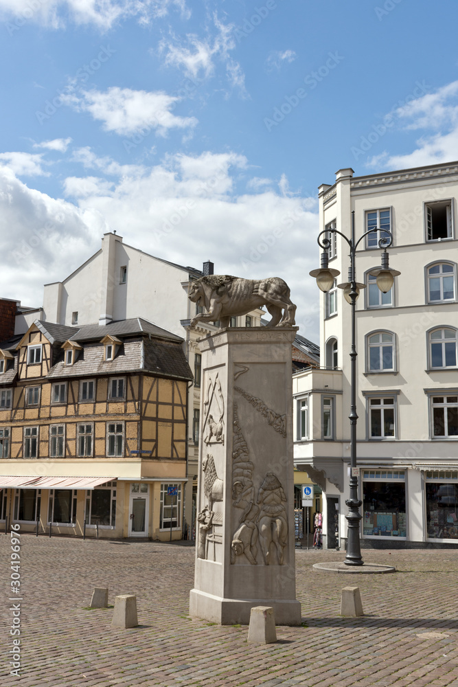 Historic Old Town of Schwerin with Lion Monument (Löwendenkmal), Schwerin, Mecklenburg-West Pomerania, Germany
