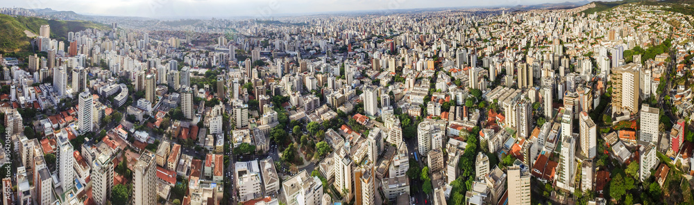 Panorama aéreo de Belo Horizonte