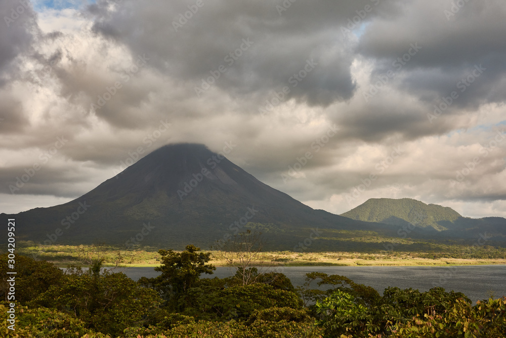 Fototapeta premium Arenal Volcano National Park, Costa Rica