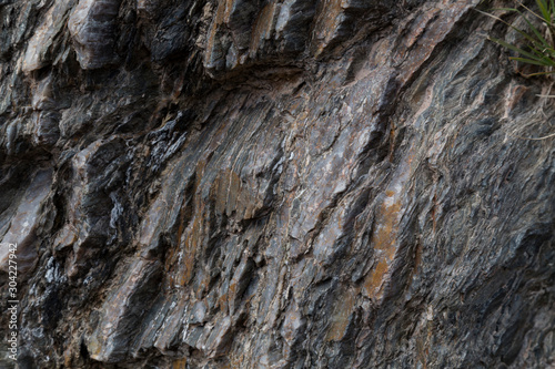 granite rock, quartz and nickel streaks