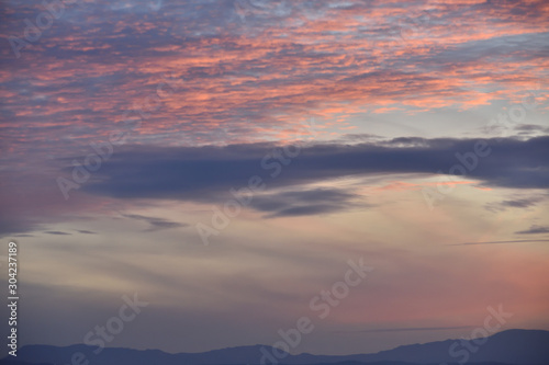 Beautiful sunset with pink tones © Miguel Ángel RM