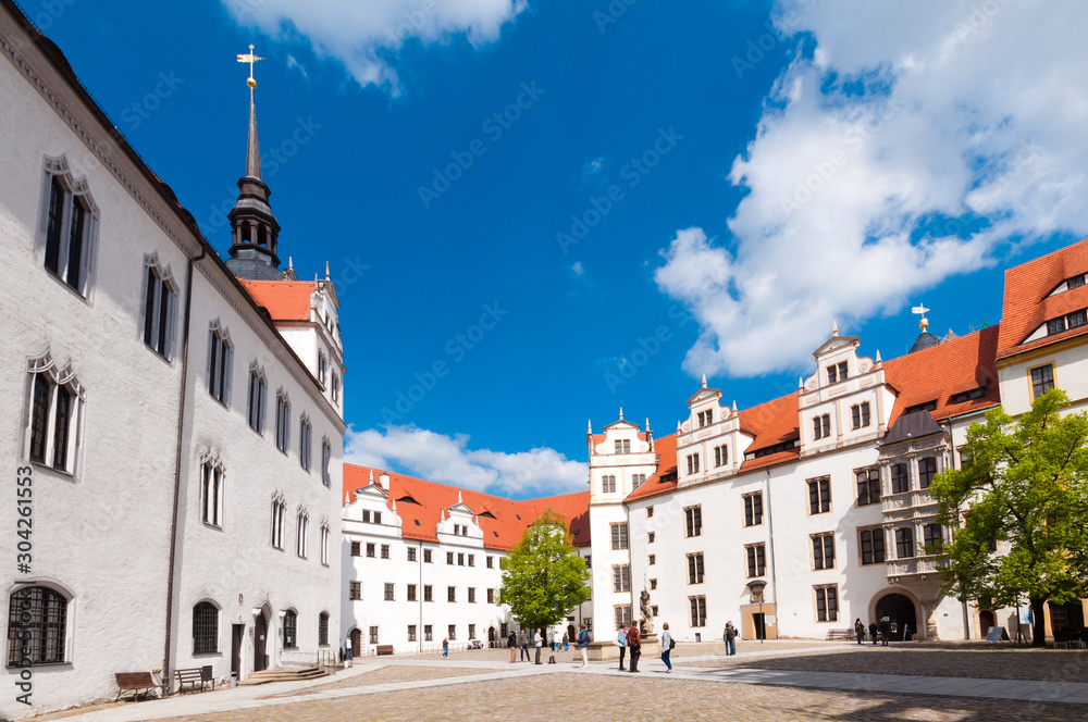 Fototapeta premium Stadt Torgau, Schloss Hartenfels, Elbe - Sachsen, Nordsachsen