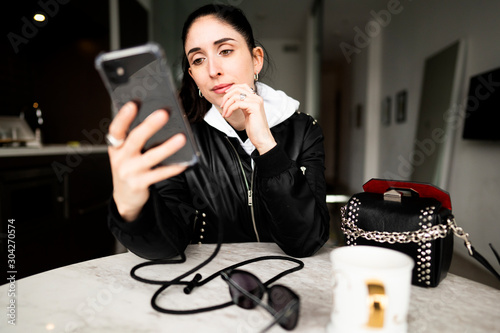 modern working women 