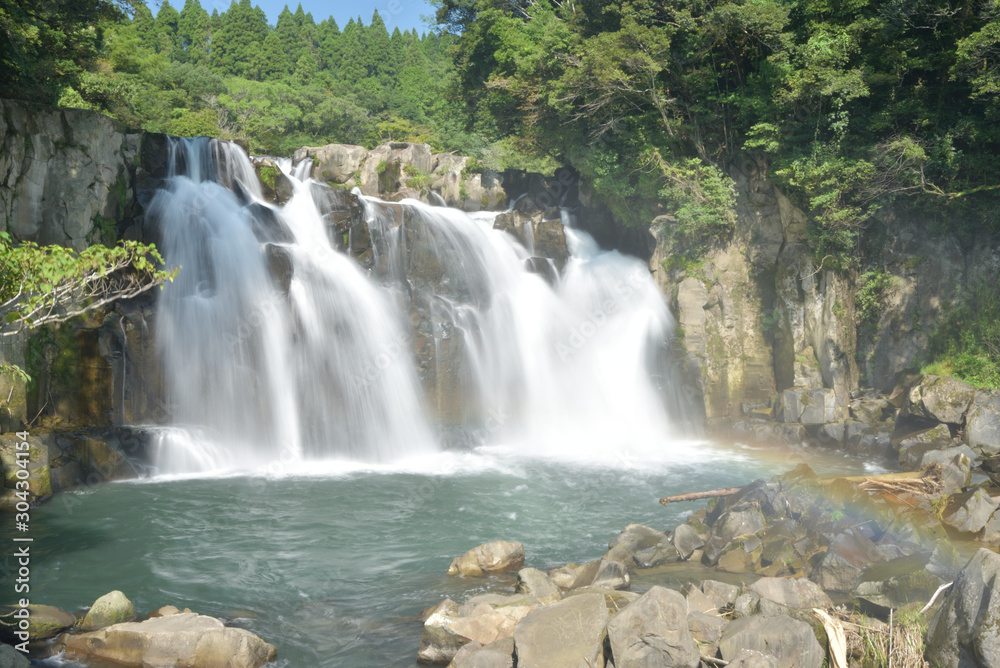 Fototapeta premium 関之尾の滝