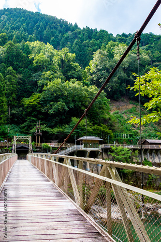 Suspension bridge 