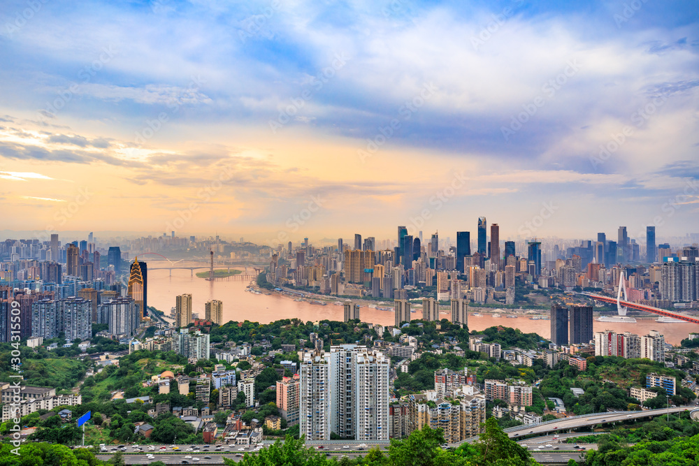 Obraz premium Sunset city architecture landscape and beautiful sky in Chongqing