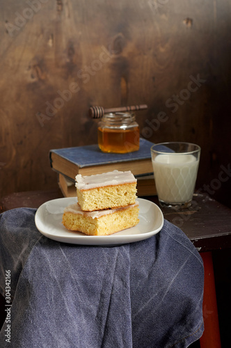 Obraz na płótnie Tres Leches a butter cake soaked in three kinds of milk w salonie