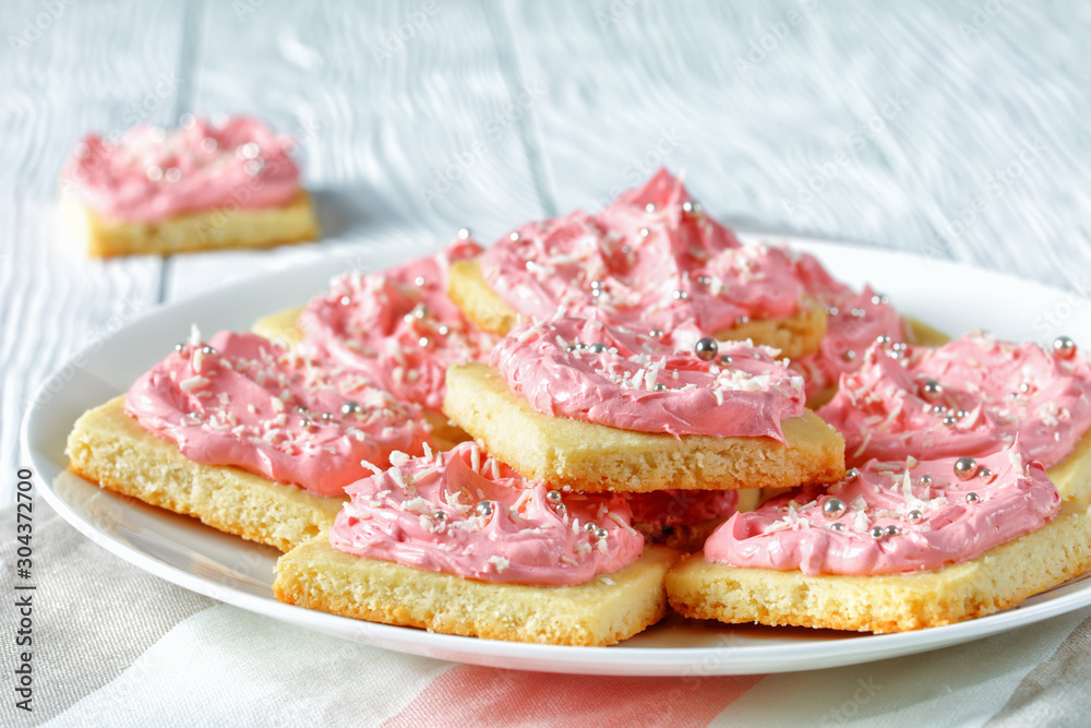 shortbread cookies with pink frosting, top view shortbread cookies with pink frosting, top view