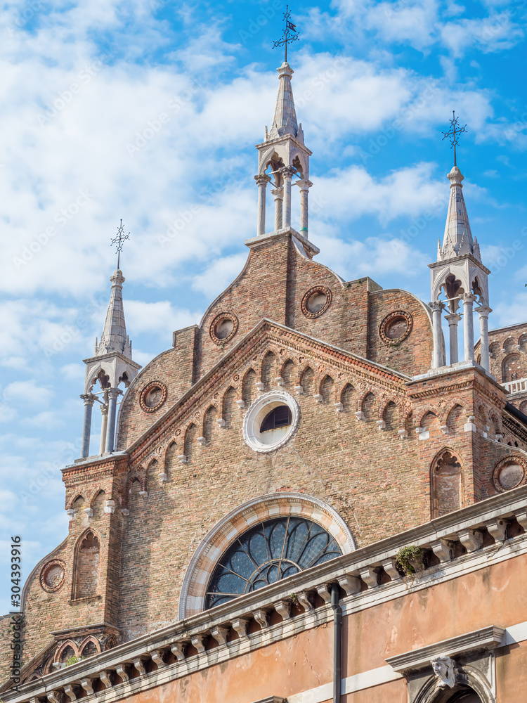 Φωτογραφία Venice, Italy, Basilica (church) of Santa Maria Gloriosa dei Frari, a church loc