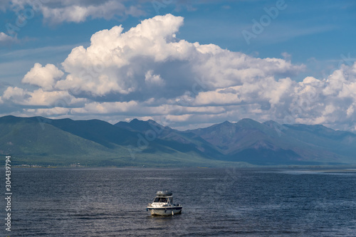 The boat floats on Lake Baikal © tilpich