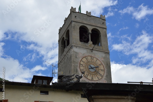 torre dell'orologio photo