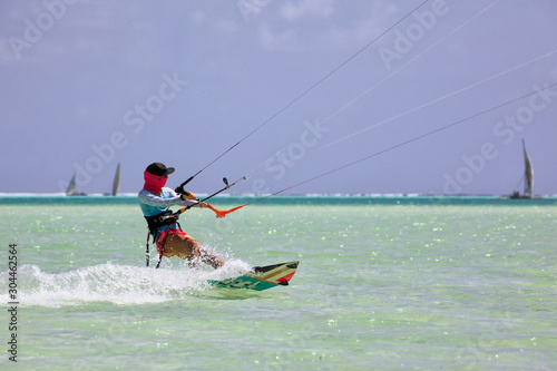 Kite Surfing Sport  © Jacek