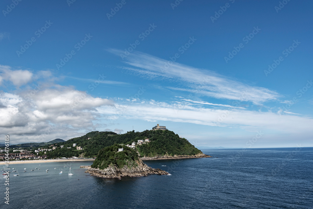 Naklejka premium Biscay bay coast at Donostia, Spain.