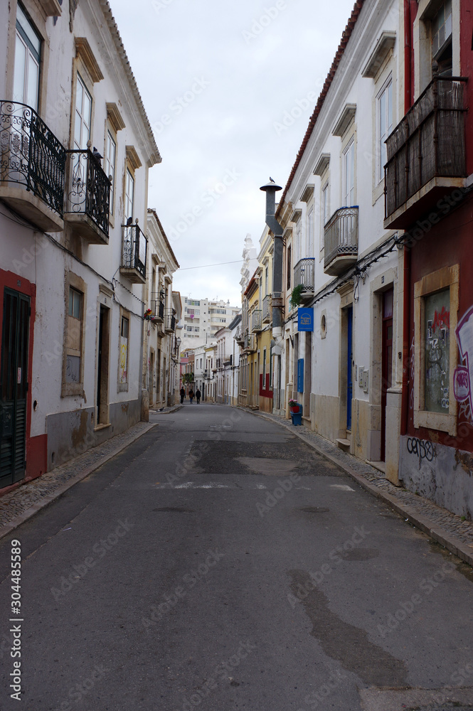 rue dans la ville de Faro, Portugal