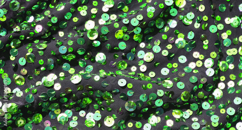 Knitted fabric with iridesc...