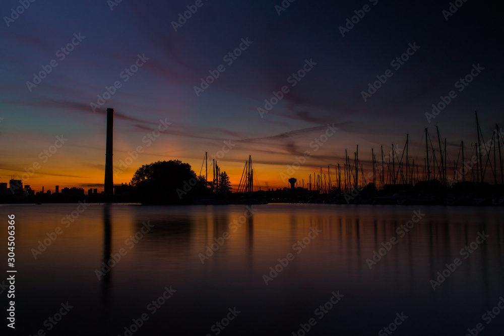 sun set in on the water front