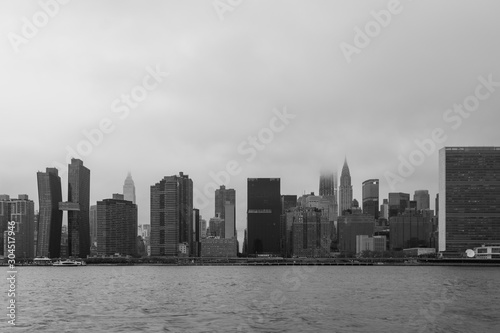 Skyline de New York depuis la baie d'Hudson