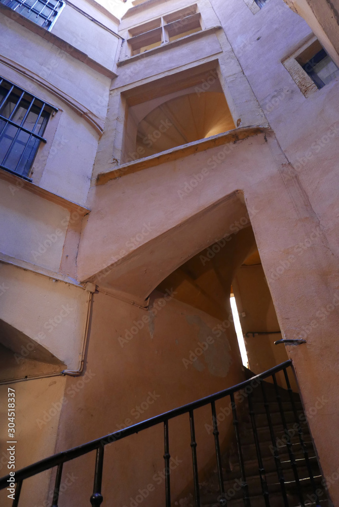 Obraz premium city ​​of lyon, in the rhone alpes region in france