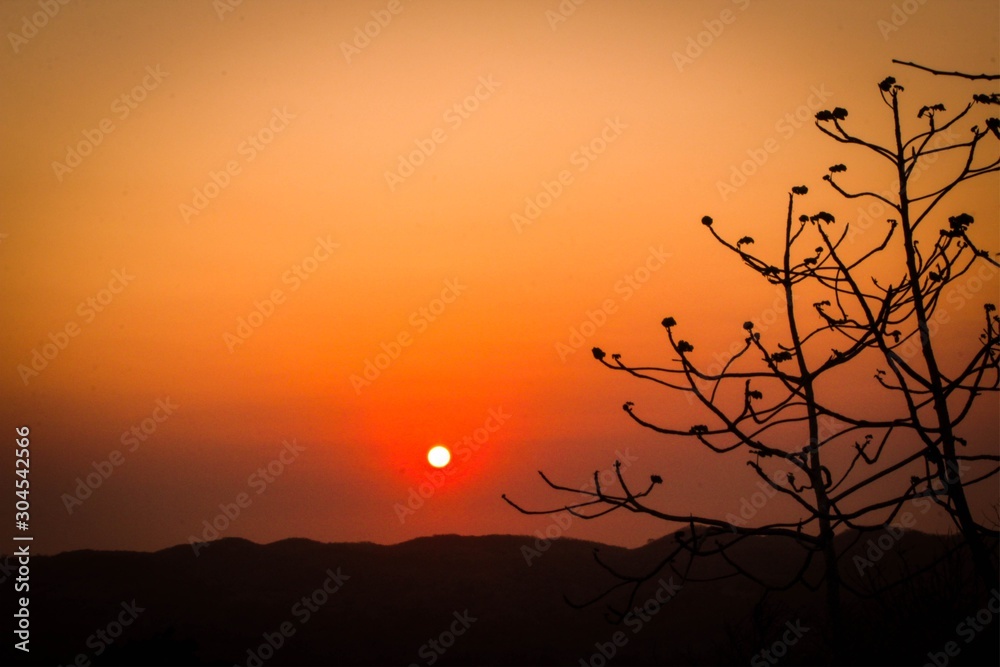 Naklejka premium Amanecer en tubará atlántico 