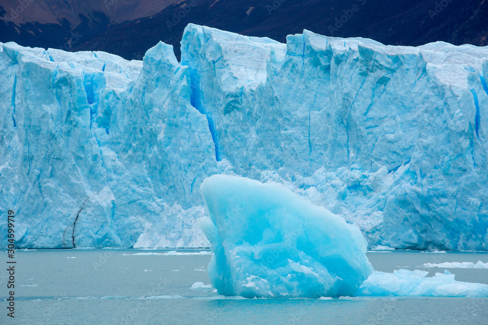  Desert Glaciers and El Calafate