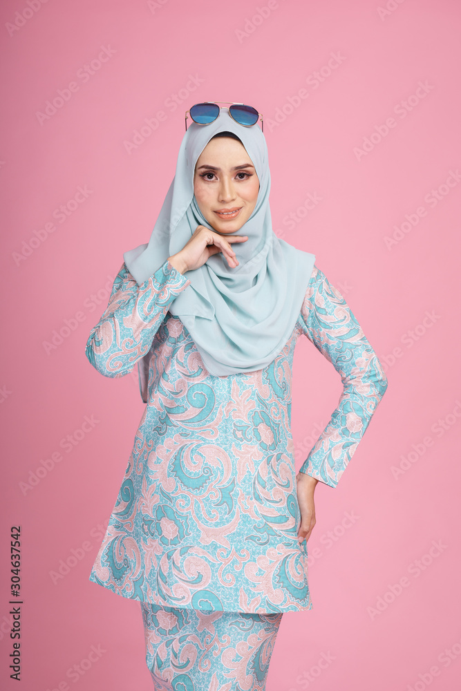 Beautiful female model wearing batik design Beautiful female model wearing batik design