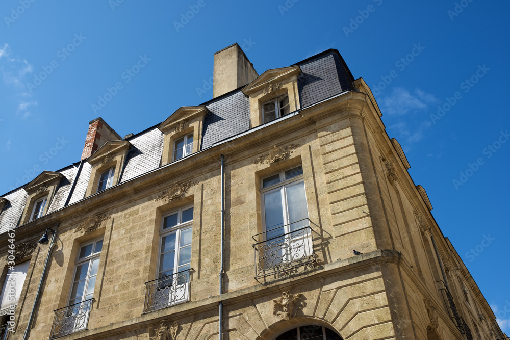Building in Bordeaux Building in Bordeaux