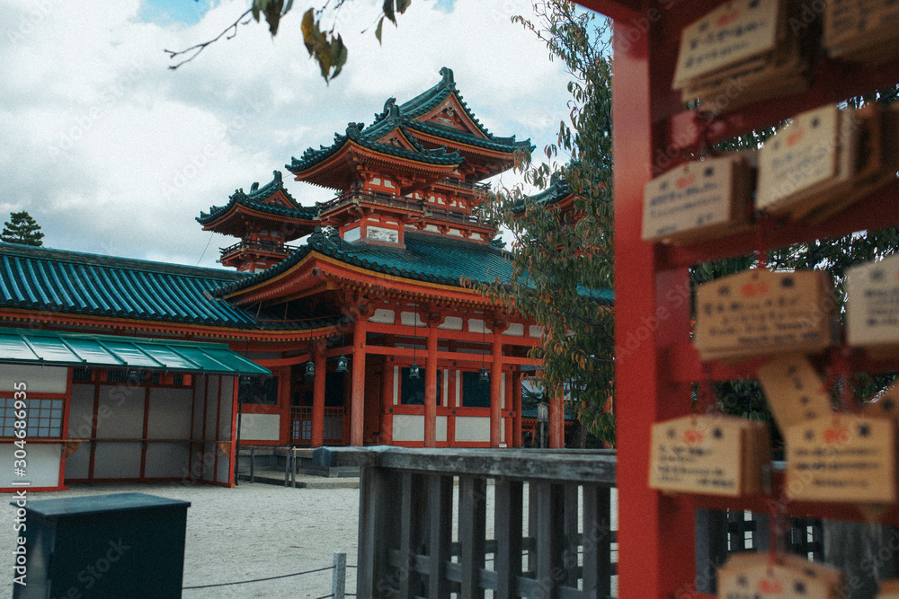 japan travel trip asian asia japon templo shrine temple culture japanese Kyoto photographer park photo lifestyle religion golden red night nightlife restaurant noche restaurante viaje japan travel trip asian asia japon templo shrine temple culture japanese Kyoto photographer park photo lifestyle religion golden red night nightlife restaurant noche restaurante viaje
