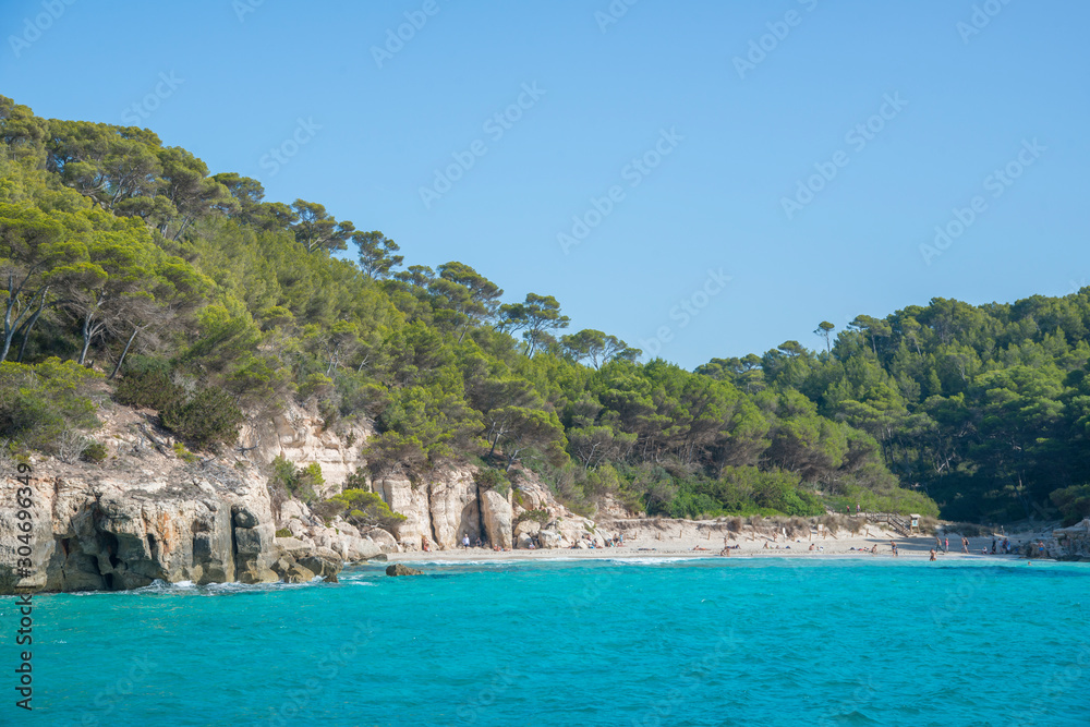Cala Mitjana, une des plus belle plage de Minorque, îles Baléares
