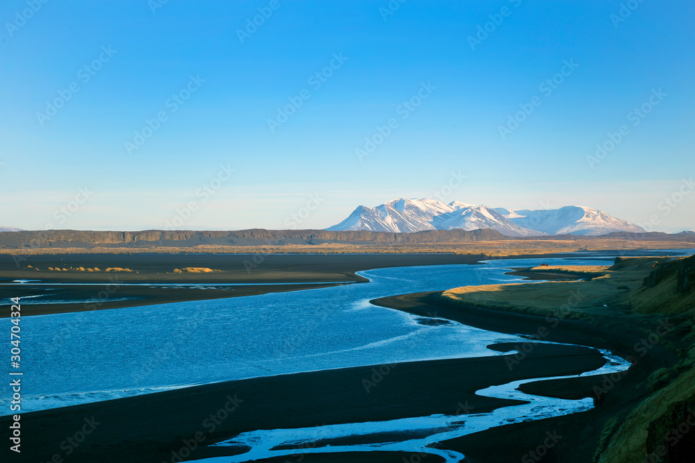Naklejka premium snow mountain with river and lake in Iceland
