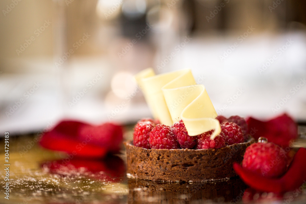 cakes with fresh raspberries cakes with fresh raspberries