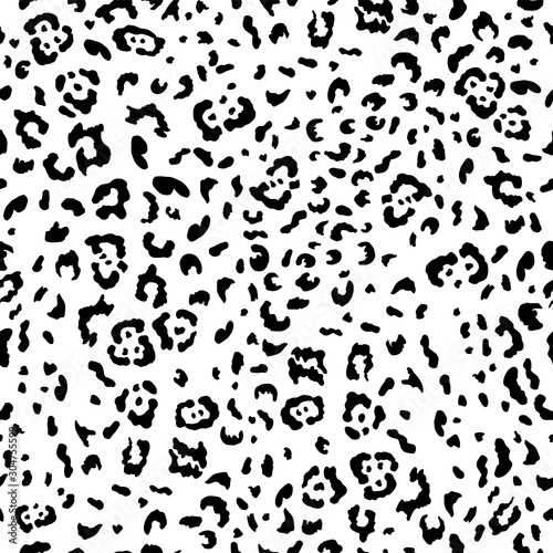 Leopard texture black and white seamless pattern. Vector illustration.