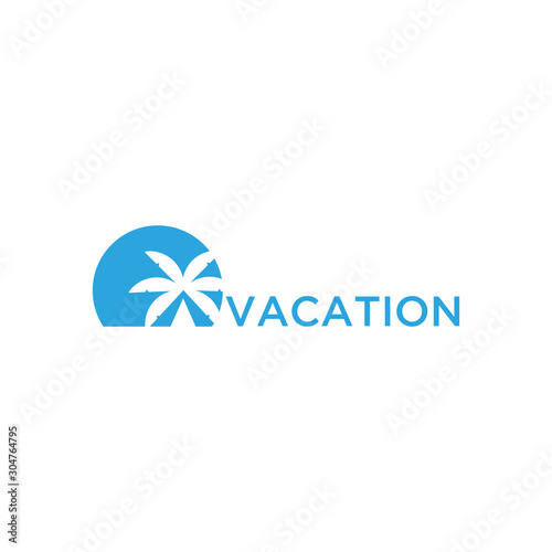 Vacation logo design template. Green palm inn seaside. The concept for travel agency  tropical resort  beach hotel  spa. Summer vacation symbol.