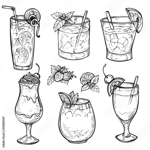 Sketch cocktails and alcohol drinks set. Hand drawn illustration. Whiskey, margarita, juice, milk shake and other. Set 1.