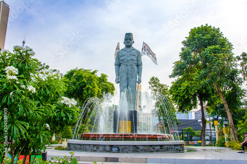 Jendral Soedirman monument in Surabaya photo