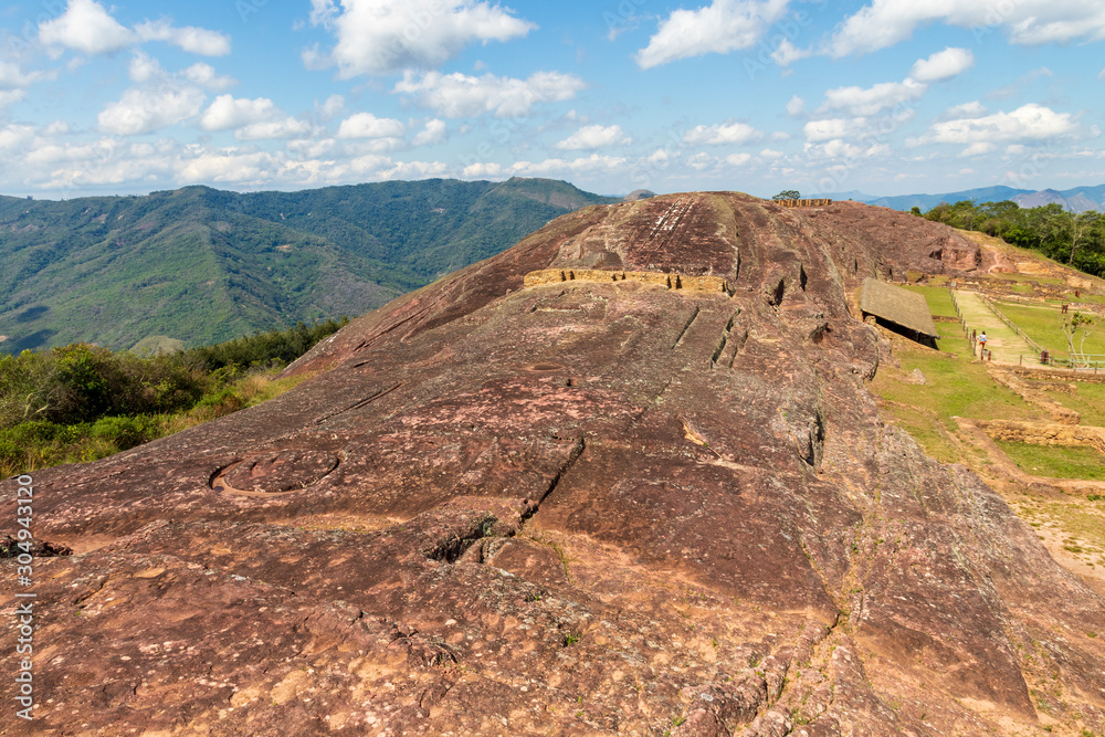 Obraz premium Remains of El Fuerte Pre Inca archeological site near Samaipata in Bolivia.