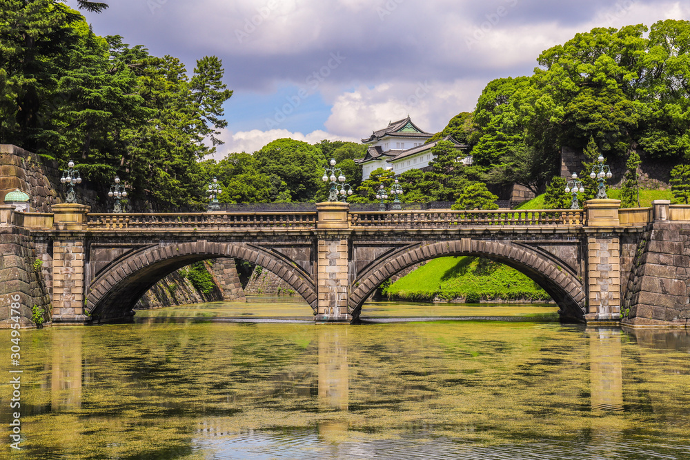 Fototapeta premium old stone bridge