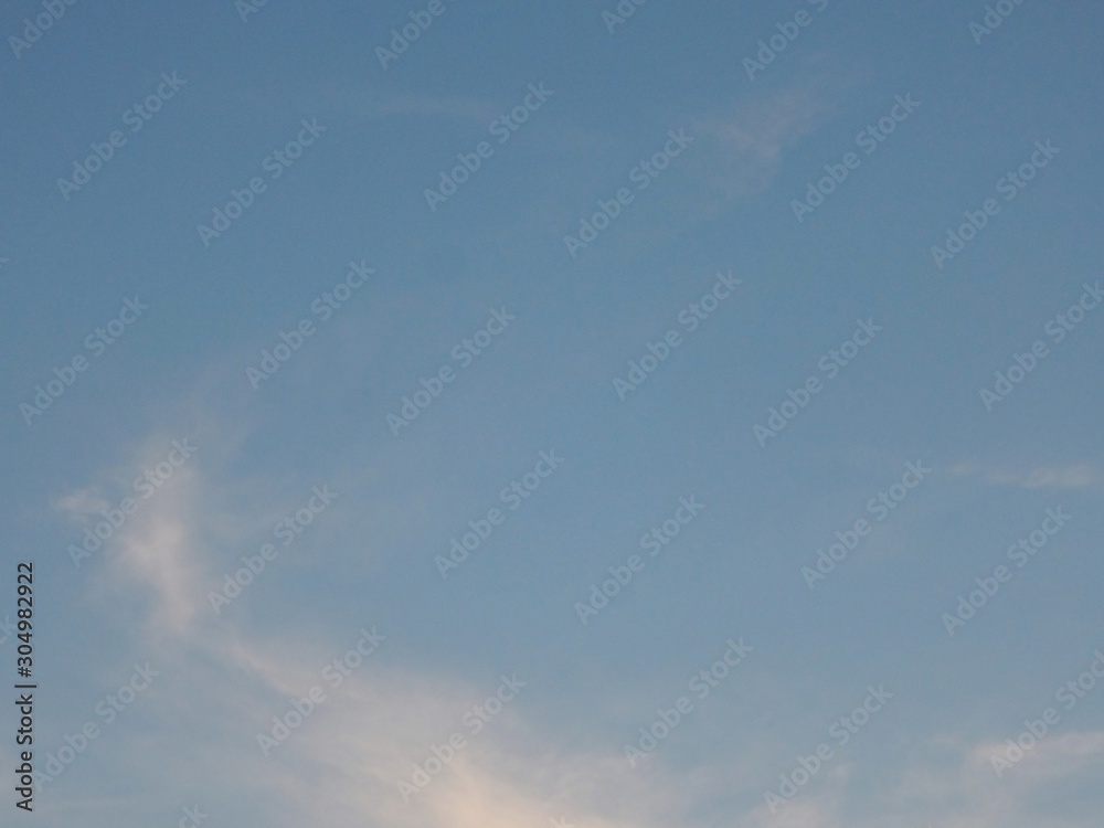 Nuvens ao Céu Nuvens ao Céu