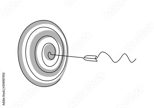 Target with arrow. Goal ach...