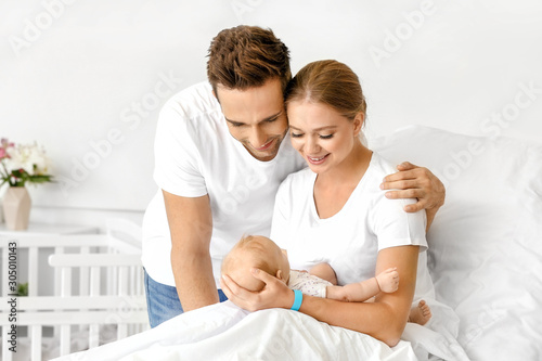 Young family with newborn b...