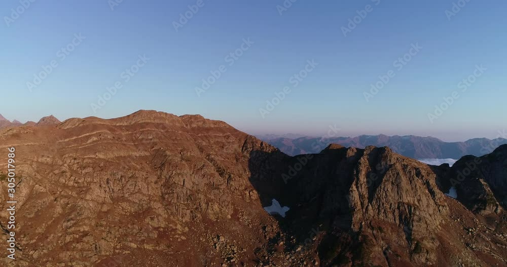In the mountains of the Caucasus in the territory of Abkhazia, a flight at an altitude of 3000 m above sea level in the area of the Kun-Iashta pass In the mountains of the Caucasus in the territory of Abkhazia, a flight at an altitude of 3000 m above sea level in the area of the Kun-Iashta pass