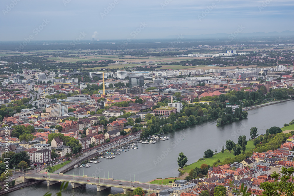 Fototapeta premium Close up of Heidelberg and the Rhine Valley seen from the Philosoph's path
