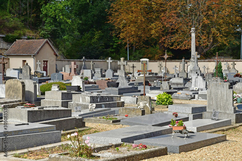 Louveciennes; France - september 9 2019 : cemetery photo