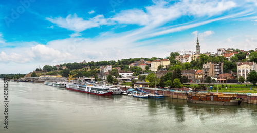 Belgrade cityscape in Serbia © Sergii Figurnyi