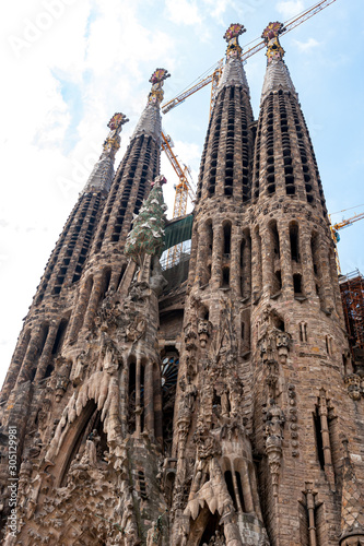 Parte Externa da Igreja Sagrada Família em Barcelona